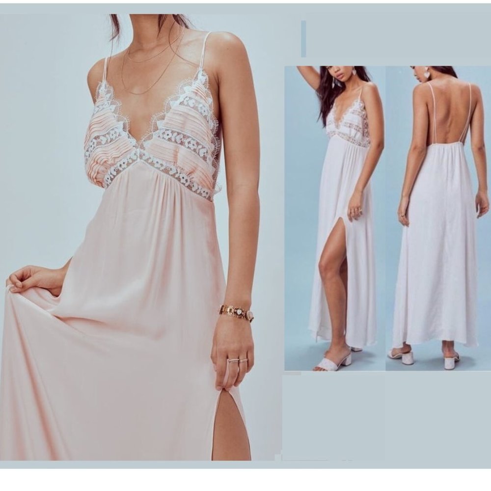 NWT FOR LOVE & LEMONS SOFT PINK LOVEBIRD MAXI DRESS SIZE XS